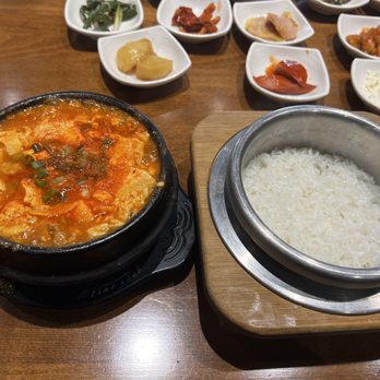 Chanmaru - Kimchi soontofu - Korean Near Me - Carrollton, Texas