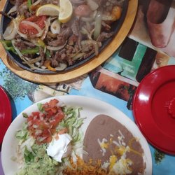 El Tequila - Friday and Saturday, Fajitas for 21$
