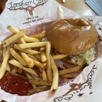 Longhorn Cafe - Grilled Chicken Sandwich - Burgers Near Me - San Antonio, Texas