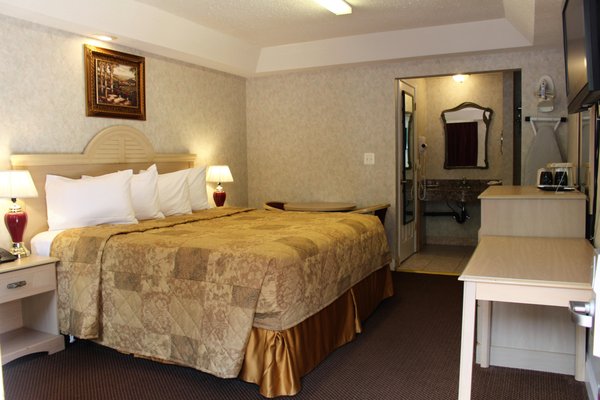 Country view Inn & Suites by null