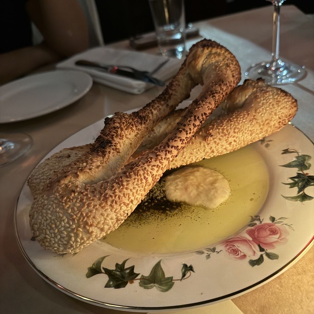 Shmoné - Jerusalem bagel - Mediterranean Near Me - New York, New York