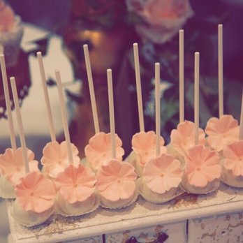 Roobina's Cake - Bakeries Near Me - Glendale, California Roobina's Cake - Bakeries Near Me - Glendale, California