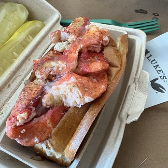 Luke's Lobster - Lobster roll (8 oz) - Seafood Near Me - Las Vegas, Nevada