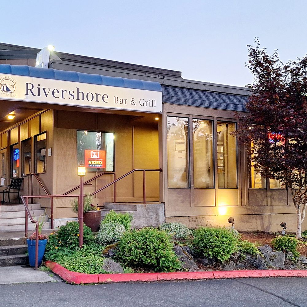 Rivershore Bar & Grill - It was in the evening and, with an Oregon Lottery sign and their bar, this is a casual eatery. The view from the right side is excellent. - American Near Me - Oregon City, Oregon Rivershore Bar & Grill - It was in the evening and, with an Oregon Lottery sign and their bar, this is a casual eatery. The view from the right side is excellent. - American Near Me - Oregon City, Oregon