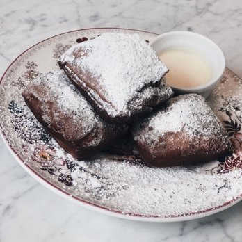 Poulet Bleu - Beignets - French Near Me - Pittsburgh, Pennsylvania