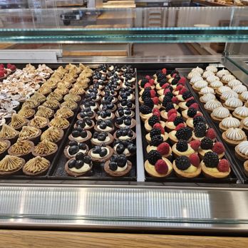 Rosetta Bakery - Sandwiches Near Me - East Rutherford, New Jersey