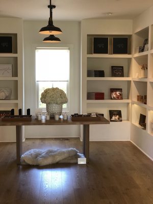 Finesse, The Store by null