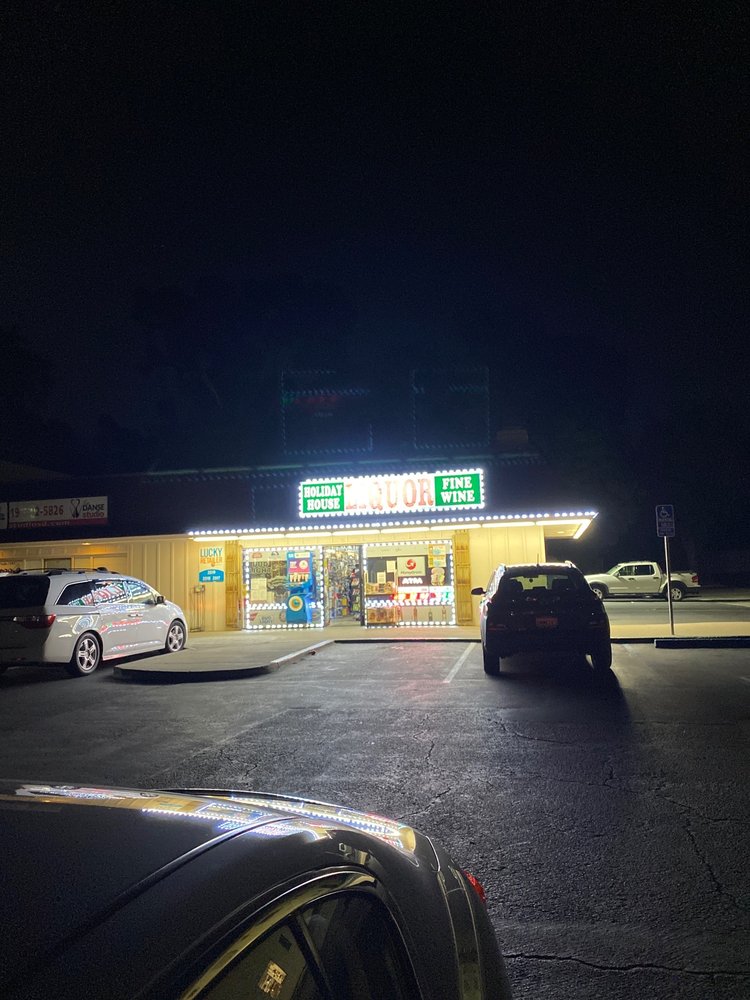 HOLIDAY HOUSE LIQUOR Updated October 2024 34 Photos & 25 Reviews