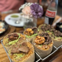 Mar Y Tierra Burrito