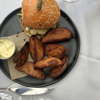 Bludorn - Hamburger and fries - New American Near Me - Houston, Texas
