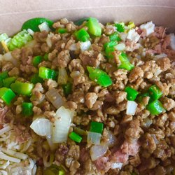 Pita Pit - Beyond meat and tuna on salad greens
