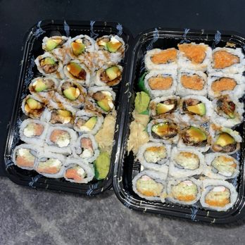 J San Sushi - Any 3 Regular Roll Lunch Special x 2 to try different rolls - Sushi Bars Near Me - Brooklyn, New York J San Sushi - Any 3 Regular Roll Lunch Special x 2 to try different rolls - Sushi Bars Near Me - Brooklyn, New York