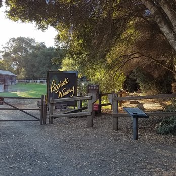 Picchetti Ranch Open Space Preserve - The trail entrance is right next to the Winery - Parks Near Me - Cupertino, California Picchetti Ranch Open Space Preserve - The trail entrance is right next to the Winery - Parks Near Me - Cupertino, California