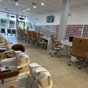 Winter Park Nails - Nail Salons Near Me - Winter Park, Florida Winter Park Nails - Nail Salons Near Me - Winter Park, Florida