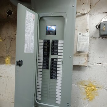Wilson Electric - New service panel they installed - Electricians Near Me Wilson Electric - New service panel they installed - Electricians Near Me