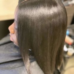 Divine Beauty Bar