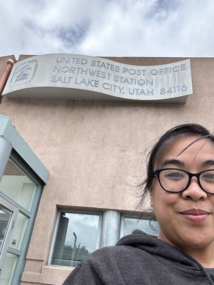 US POST OFFICE Updated September 2024 13 Reviews 801 N Redwood Rd