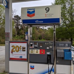Chevron - Pump 9. Full profile.