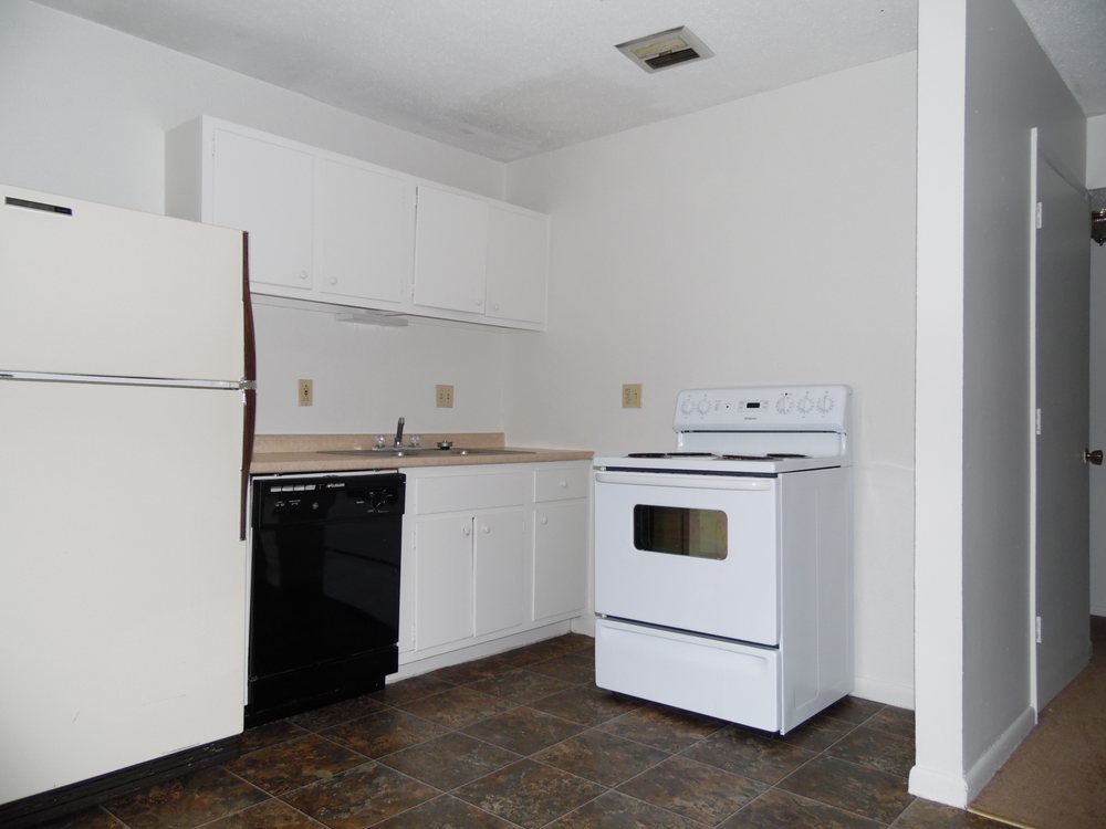 TIMBERLINE APARTMENTS Updated October 2024 25 Photos 3557 Collins