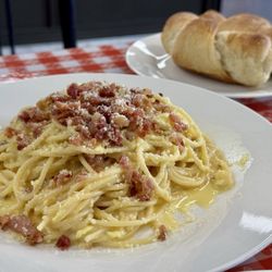 Kensington Pies II - Pasta Carbonara