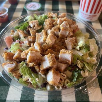 Portillo's Moreno Valley - Spicy Chicken Chopped Salad - Burgers Near Me - Moreno Valley, California Portillo's Moreno Valley - Spicy Chicken Chopped Salad - Burgers Near Me - Moreno Valley, California