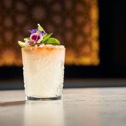Cor & Don's - Bekijk onze drankkaart voor nog meer alcoholische en non-alcoholische versnaperingen