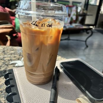 Cafe on the Common - Chai - Sandwiches Near Me - Waltham, Massachusetts