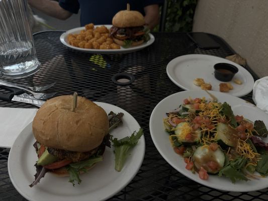 Tryon Creek Sports Bar by null