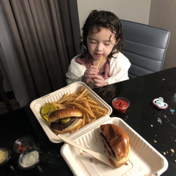 Hilton Americas - Room service - Hotels Near Me - Houston, Texas