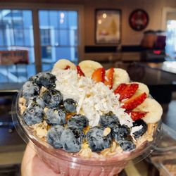 Tweets Ice Cream Cafe - OMG it`s Dole a Clock! Have you tried our Dole-Bowls yet?