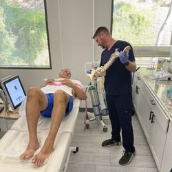 Joy Wellness Partners - Explaining the anatomy and location of a pain-relieving injection