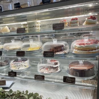 Maxie B's - Cake Menu - Bakeries Near Me - Greensboro, North Carolina Maxie B's - Cake Menu - Bakeries Near Me - Greensboro, North Carolina