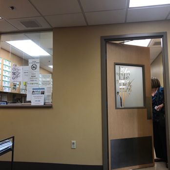 Scott T Kawamoto, MD, LLC - Waiting room - Rheumatologists Near Me - Honolulu, Hawaii Scott T Kawamoto, MD, LLC - Waiting room - Rheumatologists Near Me - Honolulu, Hawaii
