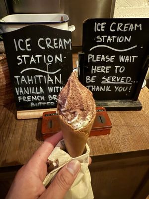 Flat Iron Soho by null