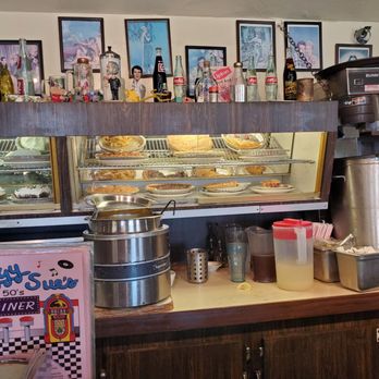 Peggy Sue's 50's Diner - Pies - Pizza Near Me - Yermo, California Peggy Sue's 50's Diner - Pies - Pizza Near Me - Yermo, California