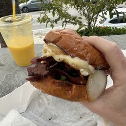 Bacon Sandwich & MANGO MOJITO
