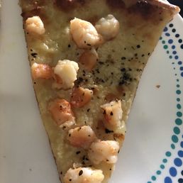 White pizza with fresh garlic and shrimp White pizza with fresh garlic and shrimp