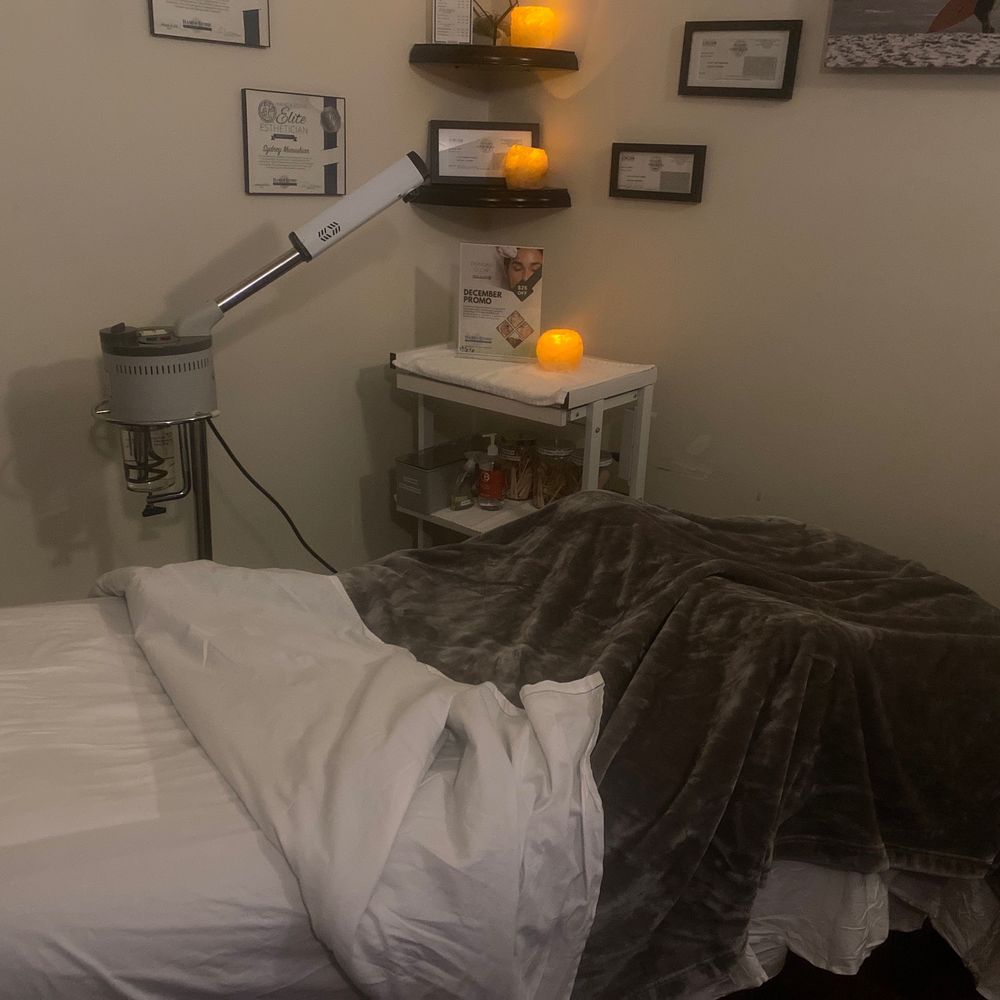 Hand & Stone Massage and Facial Spa - Facial room - Massage Near Me - Huntington Beach, California Hand & Stone Massage and Facial Spa - Facial room - Massage Near Me - Huntington Beach, California