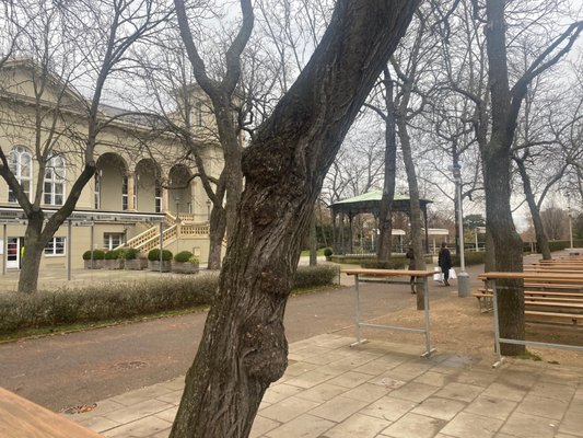 Letenský zámeček a zahrádky na Letné by null