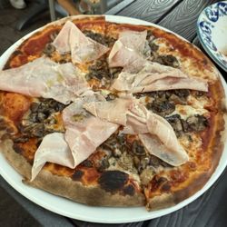 Pizzeria Cardamomo