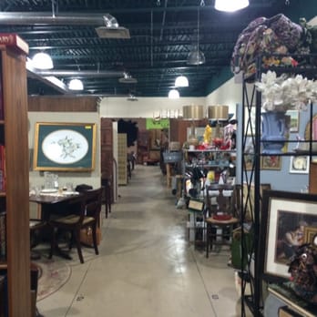 Diggers Antique Mall - Antiques Near Me - Ocala, Florida