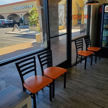 Mac Daddy Wingz and Cheeze - Inside - Chicken Wings Near Me - Tempe, Arizona