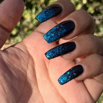 Hello Nails & Spa - Teal glitter to black ombré nails. LOOOOOVE - Day Spas Near Me - Vacaville, California