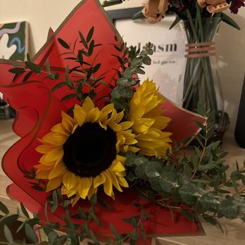 Steel Stem Floral - Sunflowers x2 - Florists Near Me - Rosemead, California Steel Stem Floral - Sunflowers x2 - Florists Near Me - Rosemead, California