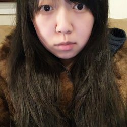 Sara's Salon - Sorry about the silly fur coat. It's really cold in my house.