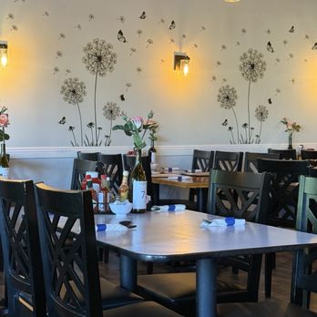 Monarca Restaurant - Charming interior - Breakfast & Brunch Near Me - Paso Robles, California