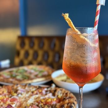 El Tanque Trattoria Bar - Pizza Near Me - New York, New York El Tanque Trattoria Bar - Pizza Near Me - New York, New York