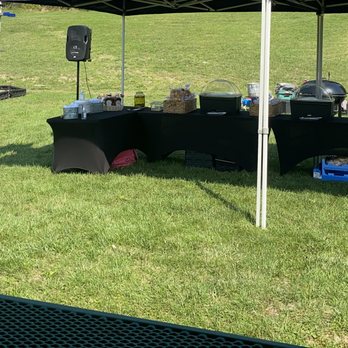 Big Mitchell's Pit BBQ - Great professional setup. The food stayed fresh throughout the entire event. - Caterers Near Me