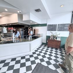 Bucky’s Pizza