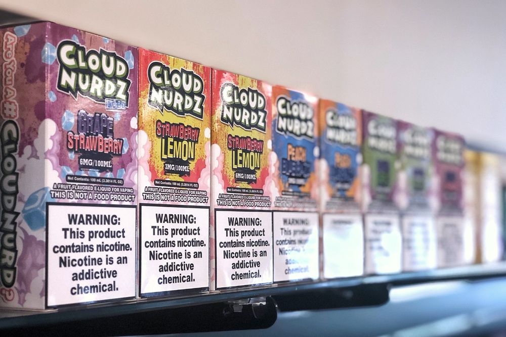 SMOKERS DREAM WORLD 2 Updated August 2024 12 Photos 1211 Meriden